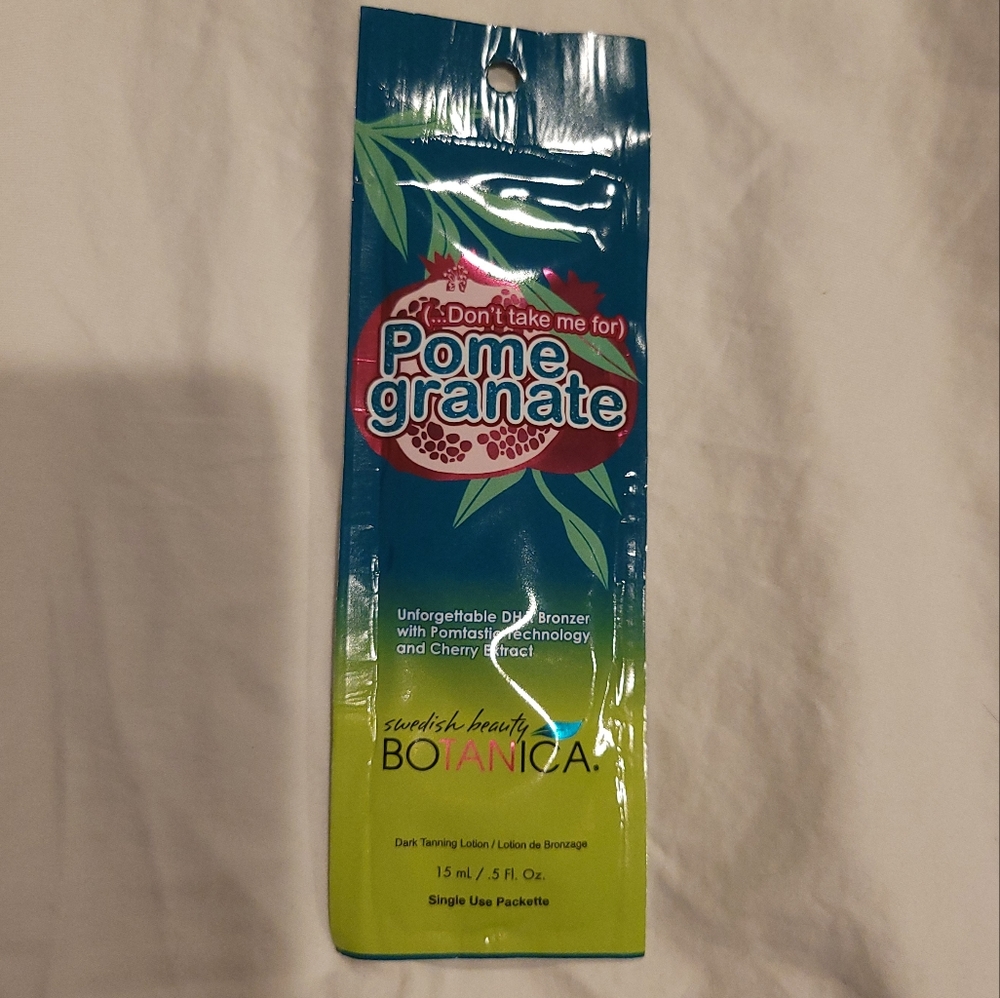 Bundle of Tanning Lotion Packets